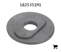 AGCO 1825351M1 Пластина