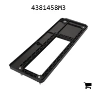 AGCO 4381458M3 Контрпластина