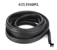 AGCO 4353940M1 Уплотнитель двери кабины