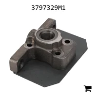 AGCO 3797329M1 Пластина